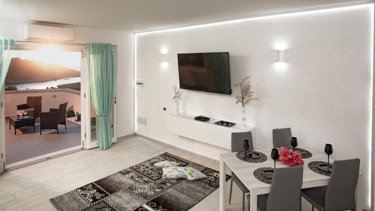 サンタ・テレーザ・ガッルーラLa Torre Houseアパートメント エクステリア 写真